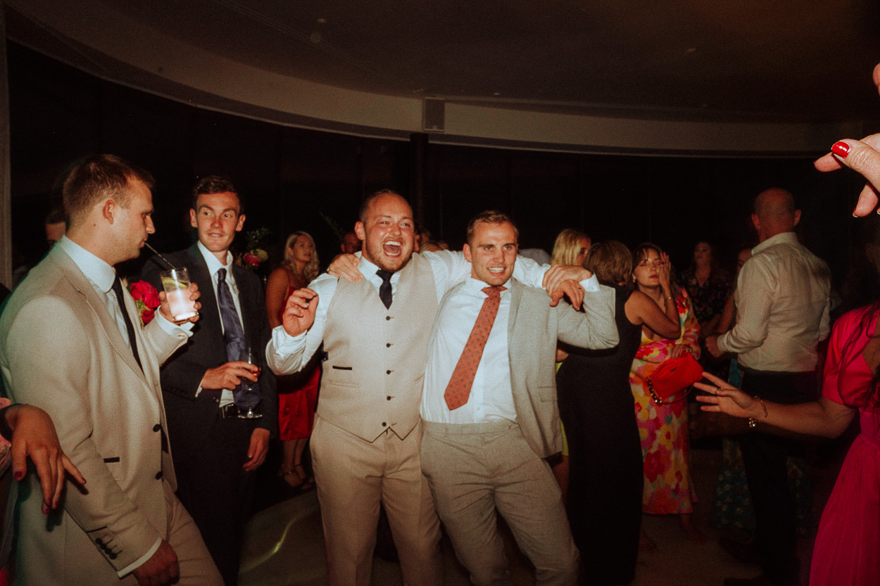 SANT FFRAED HOUSE WEDDING PHOTOGRAPHY 083 SANT FFRAED HOUSE WEDDING PHOTOGRAPHY 083